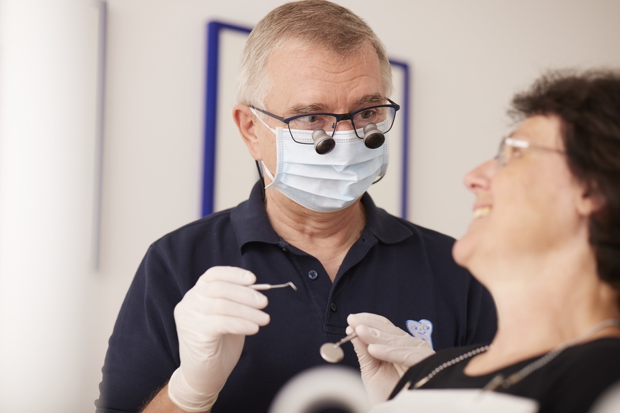 Schmerzarme und schonende Kariesbehandlung bei Zahnarzt Dr. Röder in Wetzlar